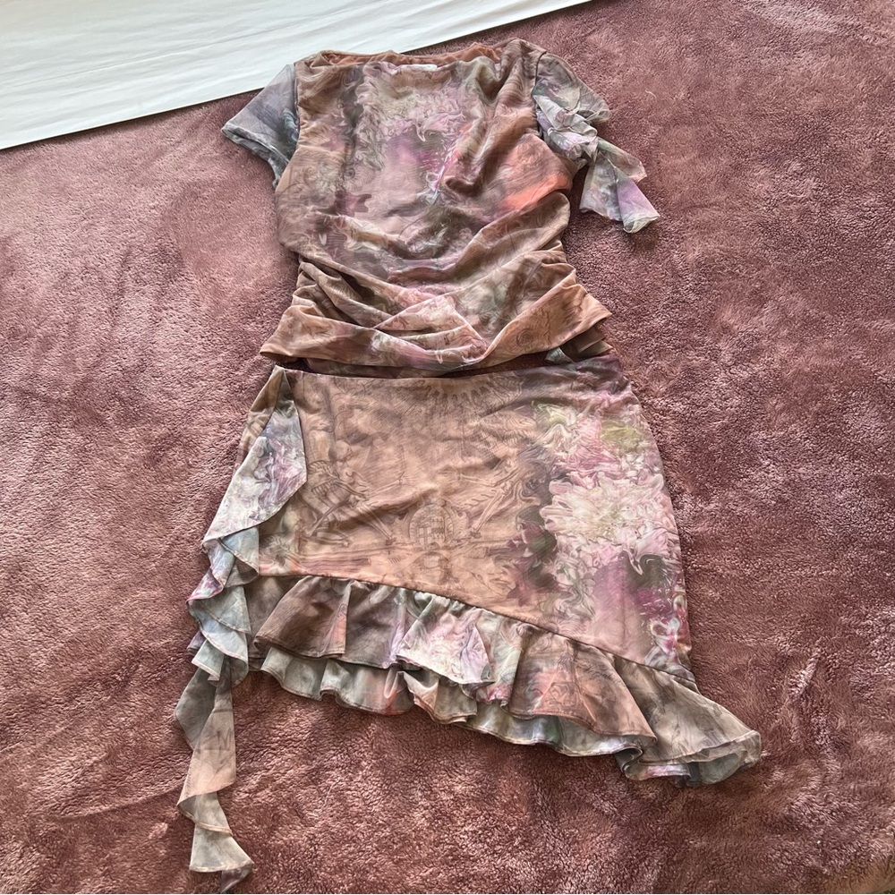 Two piece set
